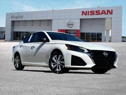 2025 Nissan Altima S FWD
