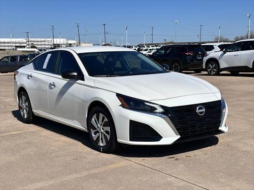 2025 Nissan Altima S FWD