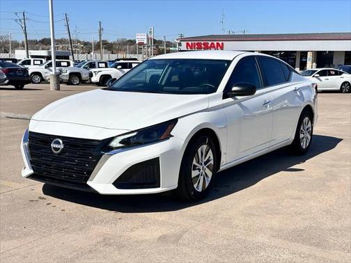 2025 Nissan Altima S FWD