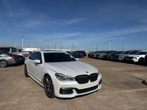 2017 BMW 750 I