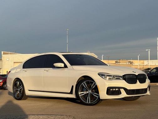 2017 BMW 750 I
