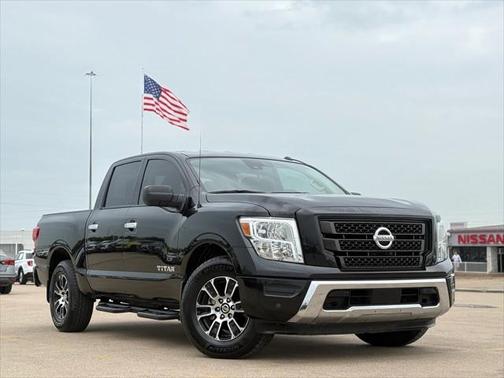 2021 Nissan Titan SV