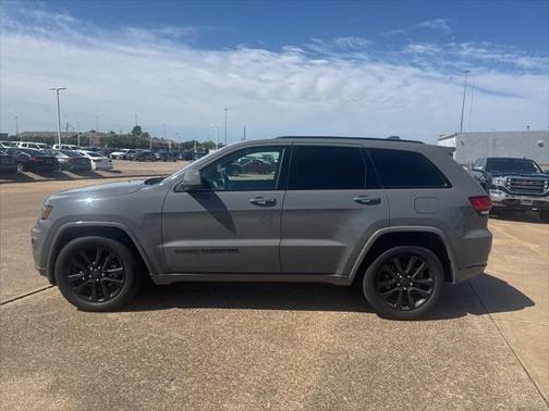 2020 Jeep Grand Cherokee Altitude