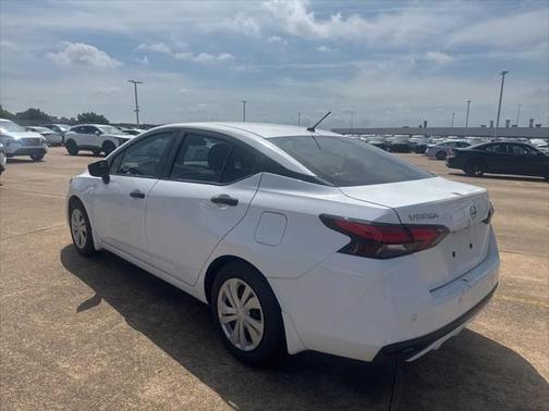 2021 Nissan Versa 1.6 S