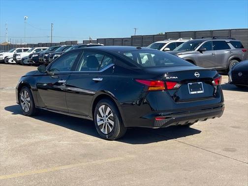 2025 Nissan Altima S FWD