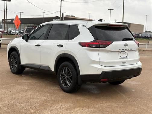 2025 Nissan Rogue S