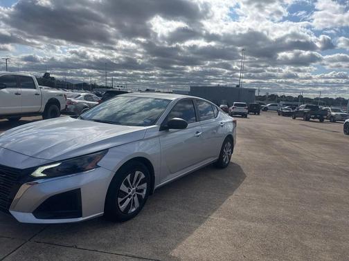 2024 Nissan Altima S FWD