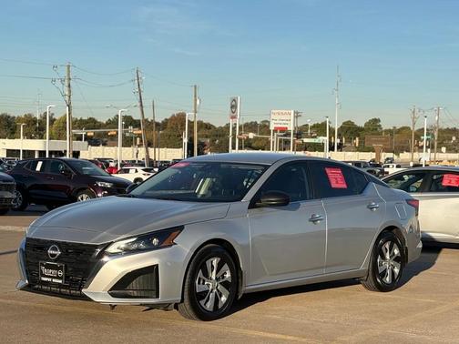 2024 Nissan Altima S FWD