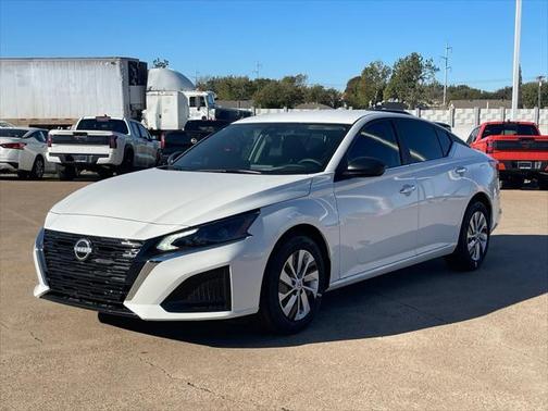 2025 Nissan Altima S FWD
