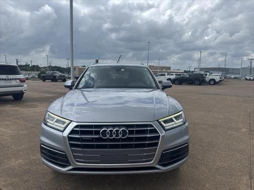 2018 Audi Q5 2.0T Premium Plus