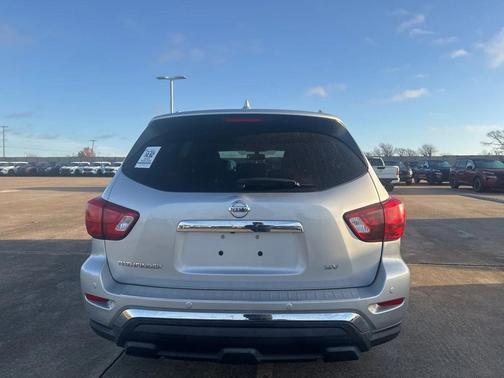 2020 Nissan Pathfinder SV 2WD