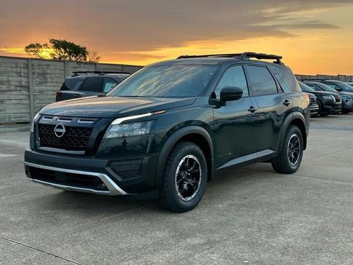 2025 Nissan Pathfinder Rock Creek 4WD