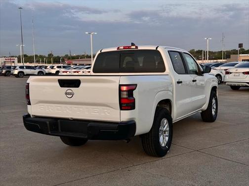2025 Nissan Frontier S
