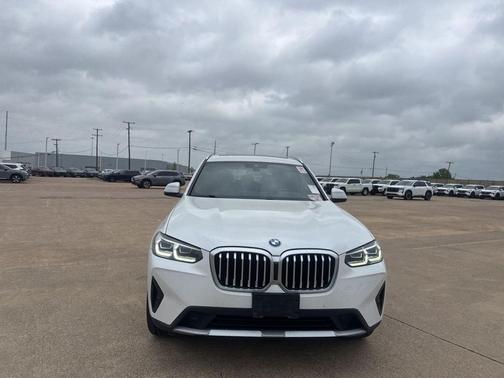 Mineral White Metallic 2022 BMW X3 sDrive30i