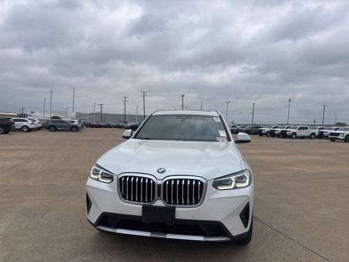 Mineral White Metallic 2022 BMW X3 sDrive30i