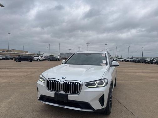 Mineral White Metallic 2022 BMW X3 sDrive30i