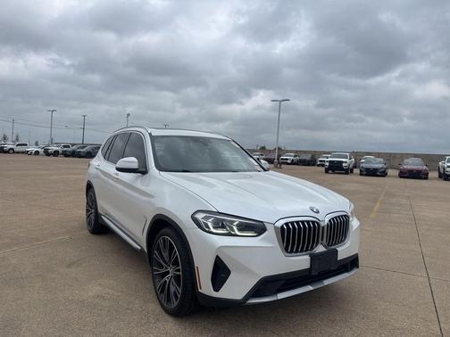 Mineral White Metallic 2022 BMW X3 sDrive30i