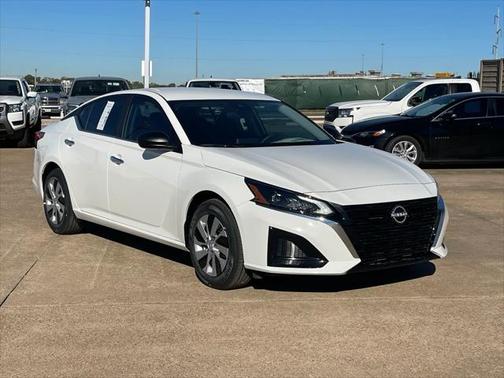 2025 Nissan Altima S FWD