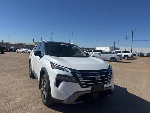 2024 Nissan Rogue SL