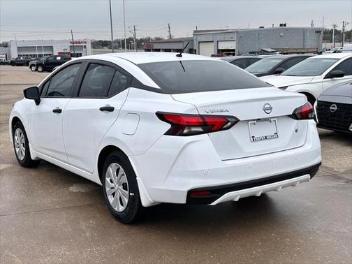 2025 Nissan Versa 1.6 S