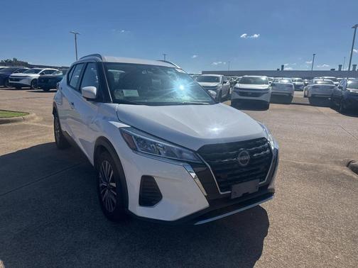 2024 Nissan Kicks SV
