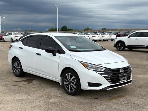 2025 Nissan Versa 1.6 S