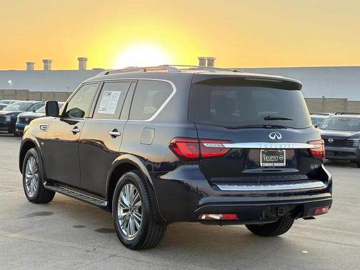 2018 INFINITI QX80 Base