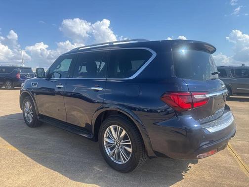 2018 INFINITI QX80 Base
