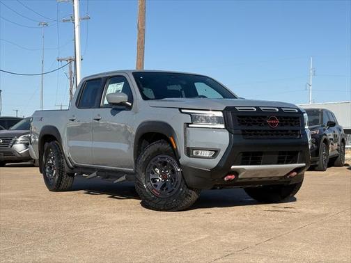 2025 Nissan Frontier PRO-X