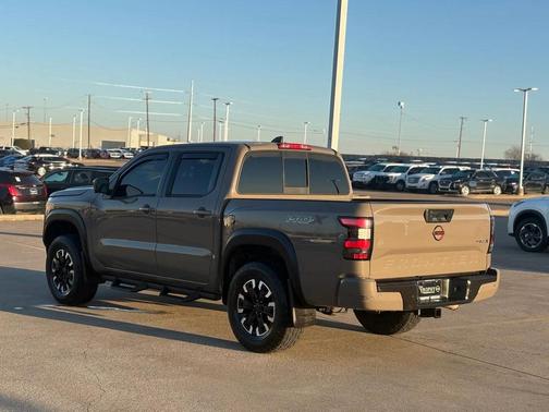 2022 Nissan Frontier PRO-X