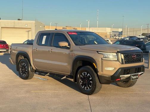 2022 Nissan Frontier PRO-X