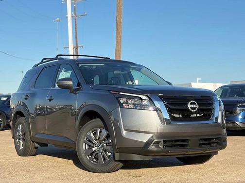 2025 Nissan Pathfinder SV FWD