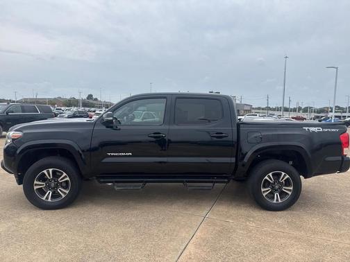 2019 Toyota Tacoma TRD Sport