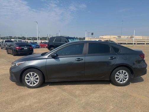 2024 Kia Forte LX