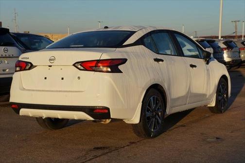 2025 Nissan Versa 1.6 S
