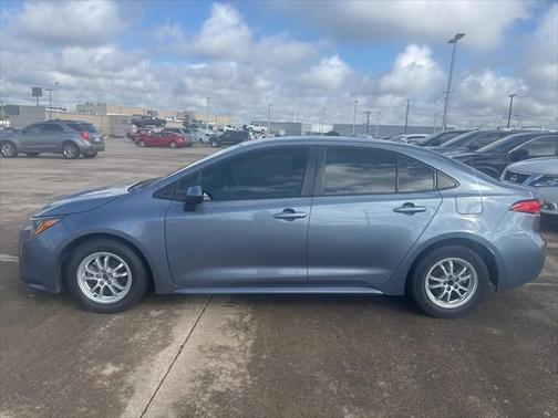 2022 Toyota Corolla Hybrid LE