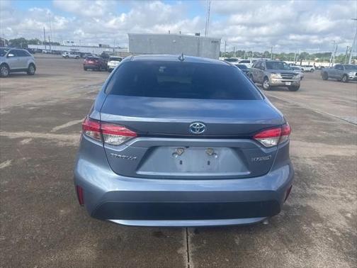 2022 Toyota Corolla Hybrid LE