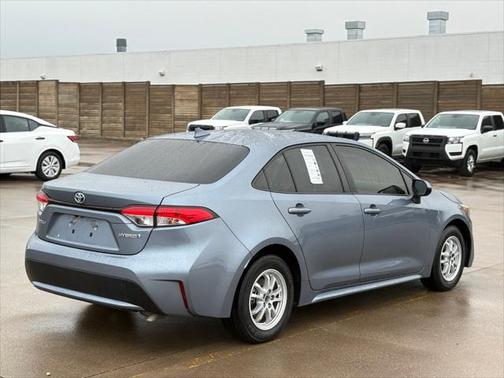 2022 Toyota Corolla Hybrid LE