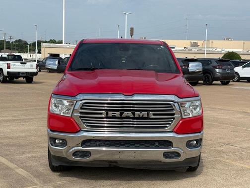 Flame Red Clearcoat 2019 RAM 1500 Big Horn