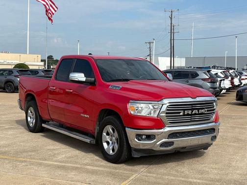 Flame Red Clearcoat 2019 RAM 1500 Big Horn