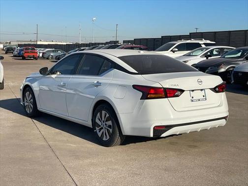 2025 Nissan Altima S FWD