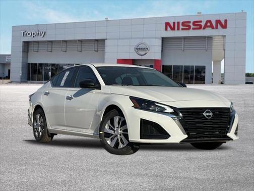 2025 Nissan Altima S FWD