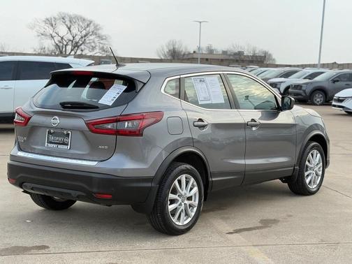 2021 Nissan Rogue Sport S