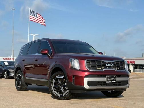 2023 Kia Telluride S