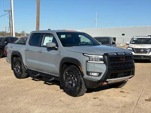 2025 Nissan Frontier PRO-X