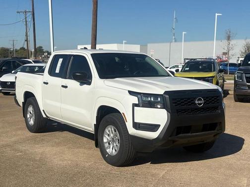 2026 Nissan Frontier S