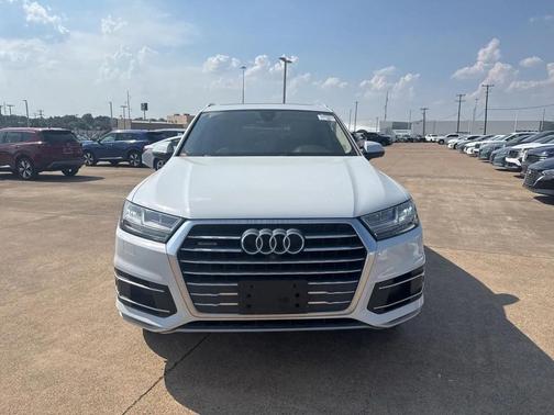 2019 Audi Q7 45 Premium Plus