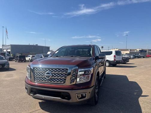 2017 Nissan Titan Platinum Reserve