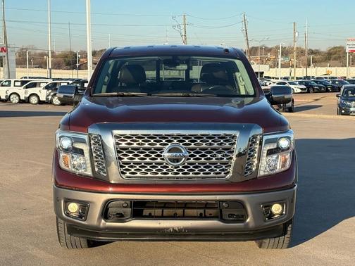 2017 Nissan Titan Platinum Reserve