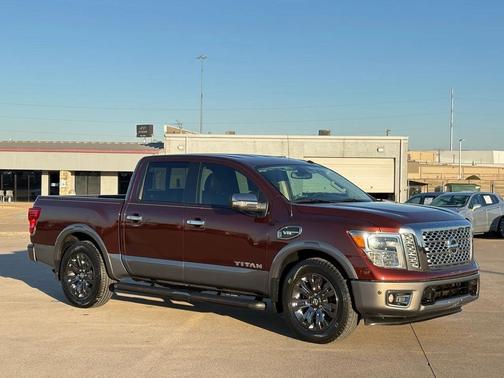 2017 Nissan Titan Platinum Reserve